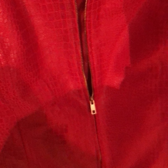 Joni  B size large red jacket reptile embossed zip front with pockets - Picture 8 of 14